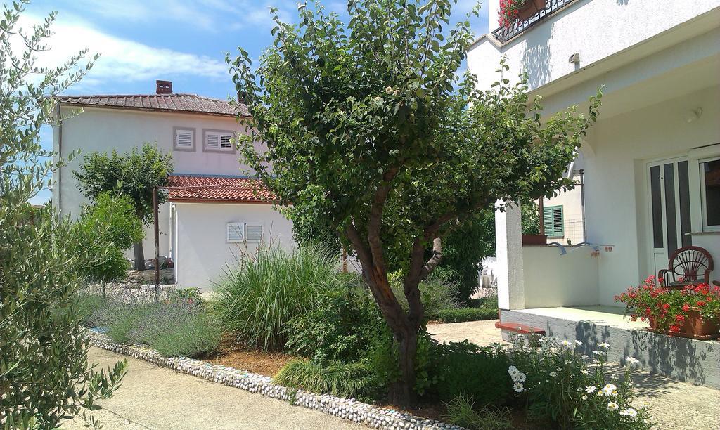 Rooms Hodanic Veglia Exterior foto